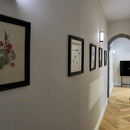 Apartment Garitsa 1 *